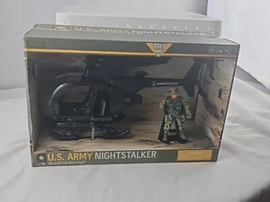 U.S. Army Night Stalker Helicopter with Pilot. Lights,Sound New  - Picture 1 of 5