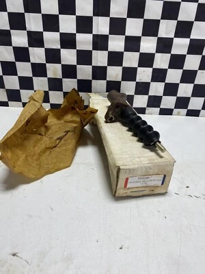 Cilindro esclavo de embrague para Jeep CJ5 1980-1983 2,5 L 4 cilindros 1981 1982 Crown 3241876 Foto 1 de 4