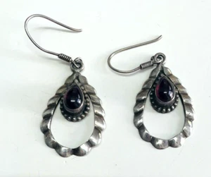 Vintage Sterling Silver Teardrop Earrings 925 Jewellery Dangle Hook 8g Total - Picture 1 of 2