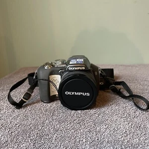 OLYMPUS SP-550UZ 7.1 MEGAPIXEL 18x OPTICAL ZOOM DIGITAL CAMERA TESTED W/case - Picture 1 of 8