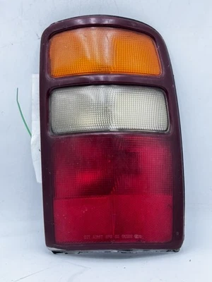 2000-2001  CHEVROLET TAHOE SUBURBAN PASSENGER SIDE TAIL BRAKE LIGHT - Image 1 of 4