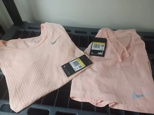 Pantalones cortos Nike W NK Infinite Top SS y Nike Dri de ajuste estándar. Nuevo. Mujer Talla: S - Imagen 1 de 7