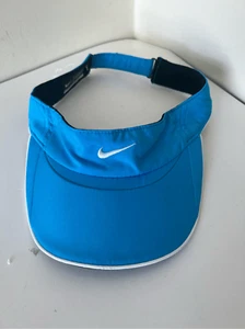 GORRA TENIS VISERA NIKE VINTAGE AZUL LOGOTIPO CENTRAL - Imagen 1 de 5