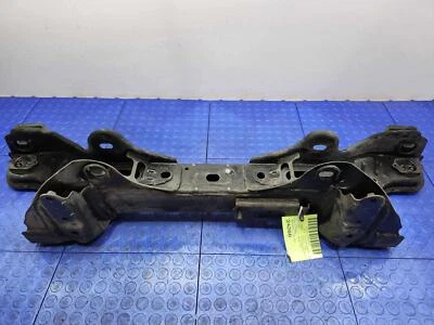 Subquadro traseiro 2013-2016 Hyundai Santa Fe Sport FWD 554052P250 - Imagem 1 de 4