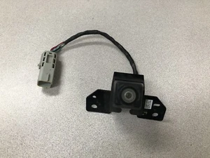Chevy Camaro 2012-2015 cámara de asistencia de estacionamiento de visión trasera 22872078 OEM FC11 - Imagen 1 de 5