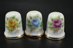 Bone China THIMBLES Set of 3 White with Flowers Sewing Collectibles Vintage - Picture 1 of 8