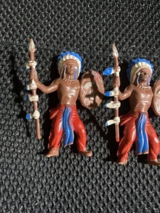 Soldats Britains 1/32 Lotto De 2 Soldats Indiens Vintage (Rares) - Bild 1 von 1