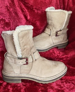 Bershka Ladies Tan Ankle Boots Size EU 40 (UK 7) - Picture 1 of 6