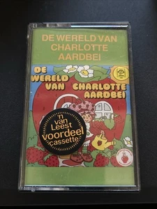 International Strawberry Shortcake Cassette RARE DE Wereld Van Charlotte Aardbei - Picture 1 of 9
