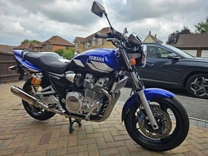 2001 Yamaha Xjr1300 Sp. - Picture 1 of 8