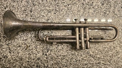 King INSTRUMENTO MUSICAL EASTLAKE Trompeta SN 465332 * REPUESTOS Y REPARACIÓN Foto 1 de 4