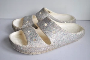 Weiße Glitzer Weich Gummi Slipper Mädchen Sommer Slider Sandalen Gr. 1 (J1) Crocs - Bild 1 von 6