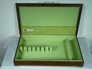 FLATWARE or CUTLERY CHEST MEDIUM WALNUT RETRO 14 PLACES 1847 ROGERS BROS C95 - Picture 1 of 7