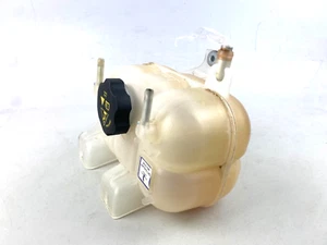 2020 Chrysler Pacifica Expansion Coolant Reservoir Tank 68217323AA - Imagen 1 de 15