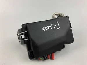 2019 Volkswagen T-Cross Battert Fuse Relay Box Connector 2Q0937550B 2Q0915345A - Picture 1 of 12