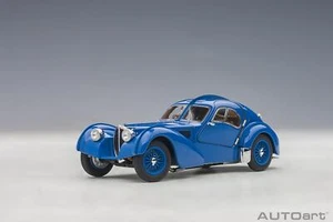 1:43 Autoart Bugatti 57Sc Atlantic 1938 Blue Spoked Rims Blue AA50947 Modellino - Foto 1 di 2