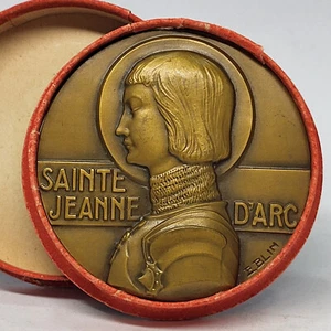 Saint JOAN OF ARC Patron Saint of FRANCE Homage Bronze Medal By E. Blin w/ Case - Picture 1 of 13