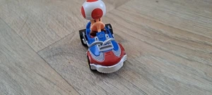Hot Wheels Mario Kart Toad Sneaker 1:64 - Bild 1 von 3