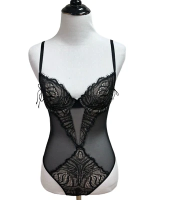 Traje corporal de malla para mujer Victoria's Secret talla 32C inserciones de encaje laterales con cordones Foto 1 de 4