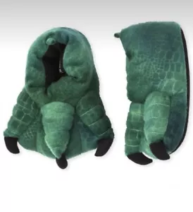 The Children’s Place Boy’s Dino Foot Slippers Size 3-4 New with Tags - Picture 1 of 2
