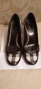 Burberry Nova Check Heels Pumps EUR 39 US 8.5 Mint Condition - Picture 1 of 13