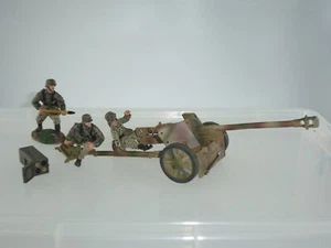 JUEGO DE 40 CAÑONES DE INFANTERÍA ALEMANA BRITANIA 17659 + EQUIPO DE SOLDADOS DE METAL SEGUNDA GUERRA MUNDIAL - Imagen 1 de 4