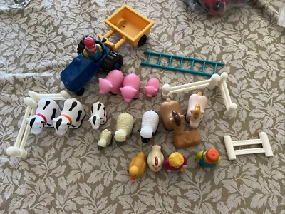 Juego de 25 piezas de animales de granja Battat lote animales cercas granjero tractor remolque Foto 1 de 4