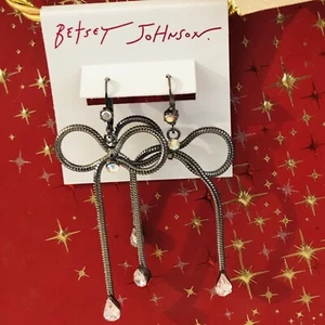 Authentische Betsey Johnson Ohrringe - Gun Metal Schlangenkette & rosa Kristalle, Neu mit Etikett - Bild 1 von 7
