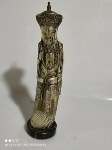 SCULTURA in lamina d'argento 800 raffigurante dignitario Cina XX secolo vintage - Foto 1 di 12