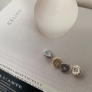 50Pcs Flower Buttons Metal Buttons Daisy Studded Buttons 12mm Gold Silver Button - Picture 1 of 7