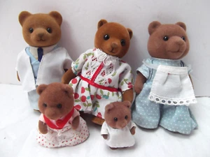 Vtg lot 8 Sylvanian Families Calico Critters Country brn bear mouse clothes - Picture 1 of 1