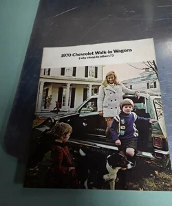 NOS 1970 Chevrolet Walk-in Wagons. 1970  Station wagon - Bild 1 von 2