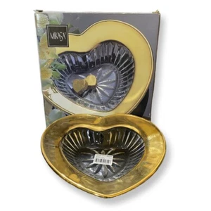 Mikasa Piatto Cuore "Desire Gold" (7 3/4" x 7 1/2" x 1 3/4" Profondità) - Foto 1 di 2