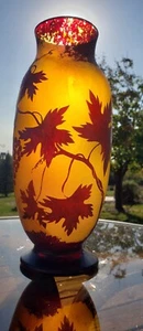 Antike Trauben und Ranken französische Kamee Glas Vase signiert 10,25" hoch - Bild 1 von 24