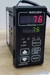 WATLOW REGOLATORE TEMPERATURA 988B-22DB-MRRG (LEGGI) - Foto 1 di 10