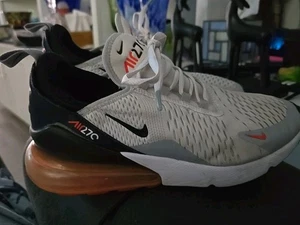 Nike Air Max 270 White Black Sneakers AH8050-100 Men’s Size 6.5 Gym Walking - Picture 1 of 7