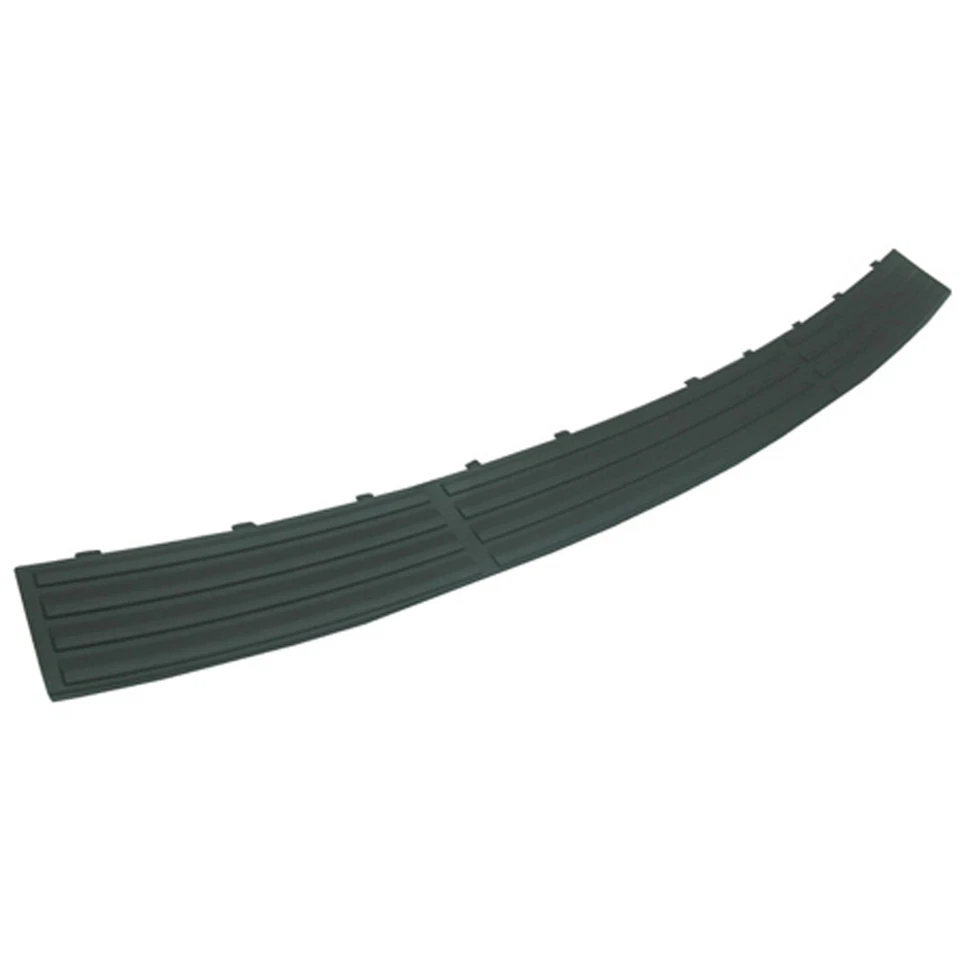 New CAPA Black Rear Bumper Step Pad; Stamping Replaces 15203817 Excludes Denali Foto 1 de 1