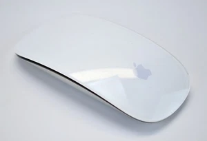 Apple Magic Bluetooth Wireless Mouse 2 A1657 White - TESTED - Picture 1 of 4