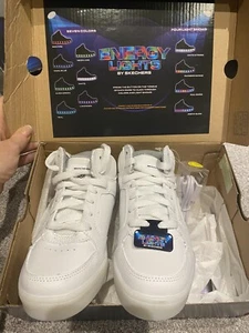 Energy Lights by Skechers Kinder Turnschuhe Hi Tops weißes Leder UK 12,5 BRANDNEU IN VERPACKUNG - Bild 1 von 19