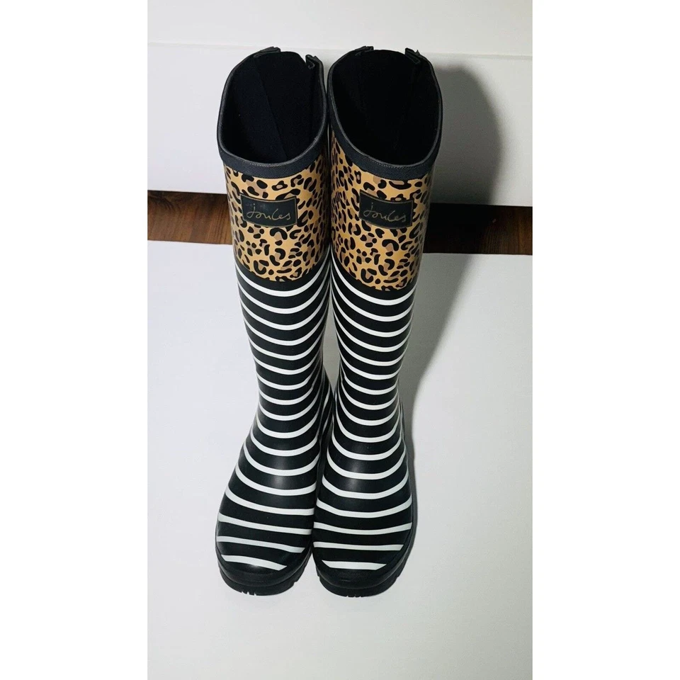 BOTAS DE LLUVIA JOULES ALTAS MUJER TALLA 11 B/N RAYAS CON ESTAMPADO GUEPARDO Foto 1 de 4