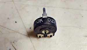 Potentiometers, 200K ohm Single Turn PC Mount Trimmer (200K 027)(QTY 10 ea)A44 - Picture 1 of 3