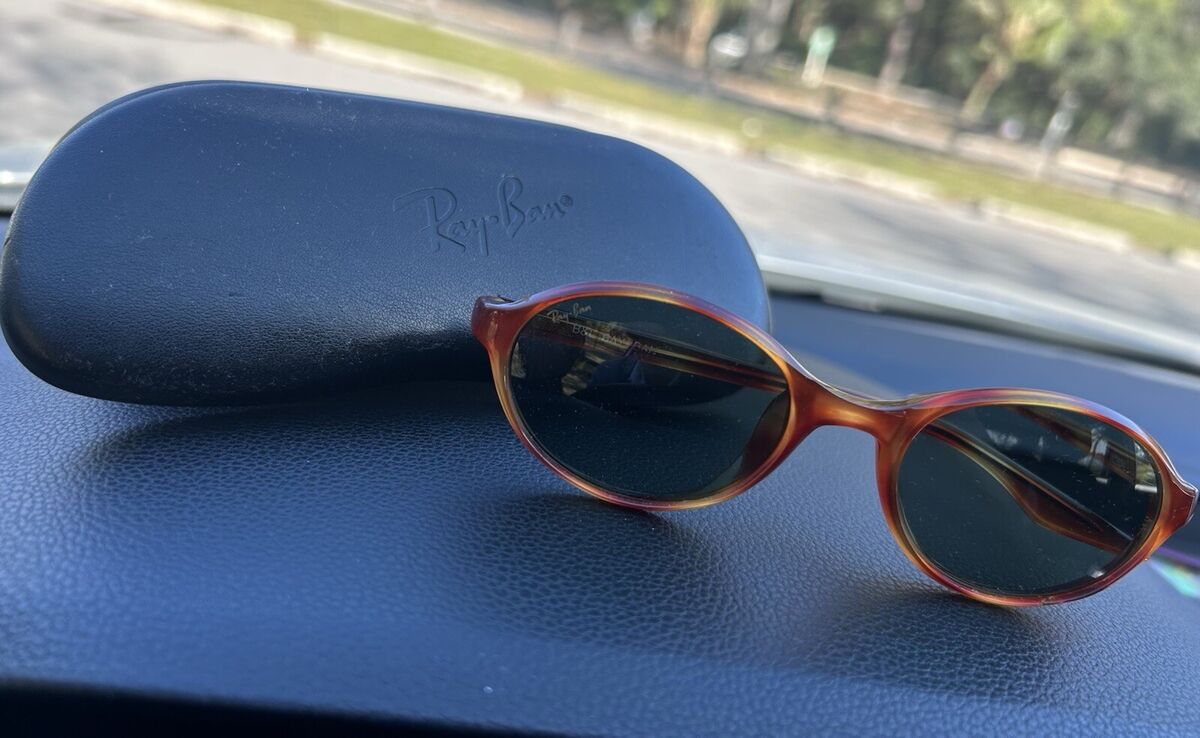 Ray-Ban Gold Oval Original Vintage Sunglasses for sale | eBay Ray-Ban Gold Oval Original Vintage Sunglasses for sale | eBay