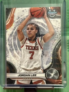2025 BOWMAN BEST U LONGHORNS JORDAN LEE /5 WHITE GEOMETRIC REFRACTOR - Picture 1 of 2