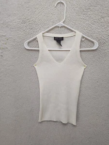 New York Company Women Top Medium Cream NylonBlend V Neck Sleeveless Ribbed Tank - Picture 1 of 16