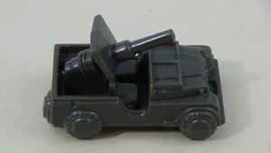 Green Jeep CHOPPER STRIKE Replacement 1976 Milton Bradley Board Game #952 - Picture 1 of 2
