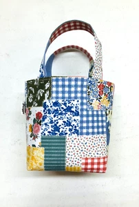 Mini bolso de mano/bolso de regalo forrado de tela hecho a mano estampado floral de retazos - Imagen 1 de 6
