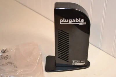 Plugable Plug & Display UDULTC4K USB-C 4K Triple Display Docking Station - Image 1 of 4