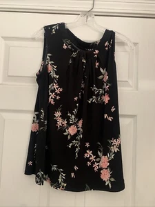Croft & Barrow Womens Medium Black Floral Sleeveless Shirt New With Tags $30 - Picture 1 of 6