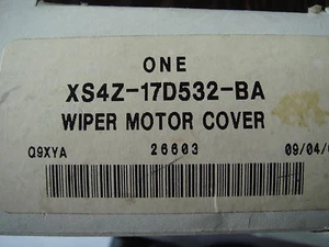 NEW NIB Genuine Ford XS4Z-17D532-BA Wiper Motor Cover  - Picture 1 of 4