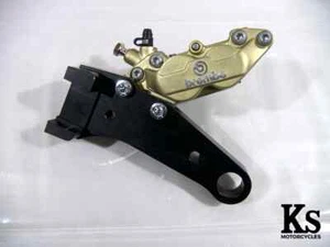 FREE SPIRITS - BREMBO 4-KOLBEN BREMSSATTEL SET HINTEN - GOLD - Bild 1 von 3